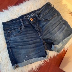 Super stretch jean shorts
